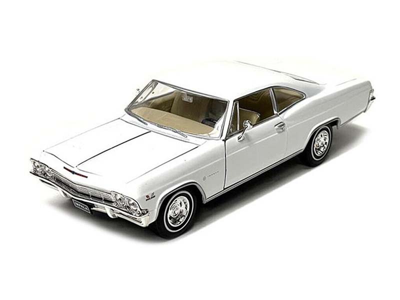 1965 Chevrolet Impala SS Hard Top - White (NEX) Diecast 1:24 Scale Model - Welly 22417WH