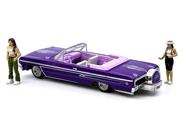 impala.63y　2 1964 Chevrolet Impala SS Convertible Lowriders w/ 2 Ladies Figures