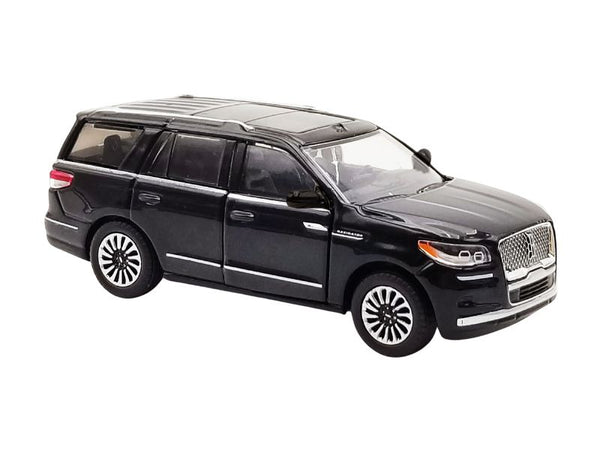 PRE-ORDER 2024 Lincoln Navigator - Infinite Black Diecast 1:64