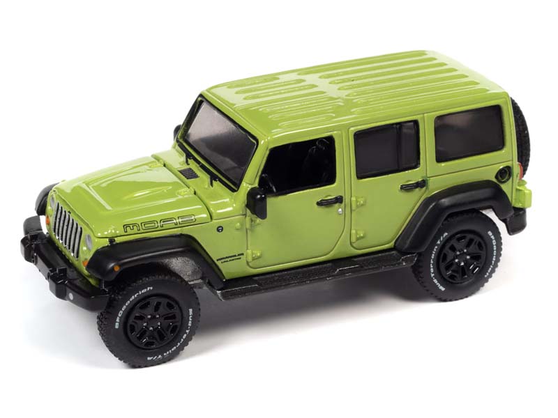 2013 Jeep Wrangler Unlimited Moab Edition Gecko Green (Sport Utility) Diecast 1:64 Scale Model - Auto World AW64402B