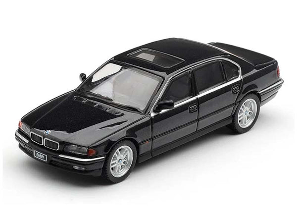 PRE-ORDER BMW 750IL – Black Sapphire (Mini GT) Diecast 1:64 Scale