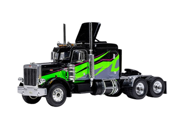 ミニカー 1/64 DCP Peterbilt 379 &Trailer& Komatsu U64TR007_0492d092-a8bf-4ef9-