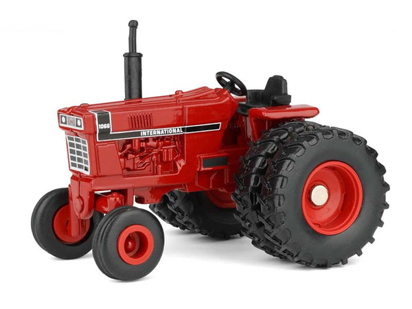 International Harvester 1066 Black Stripe Tractor w/ Rear Duals