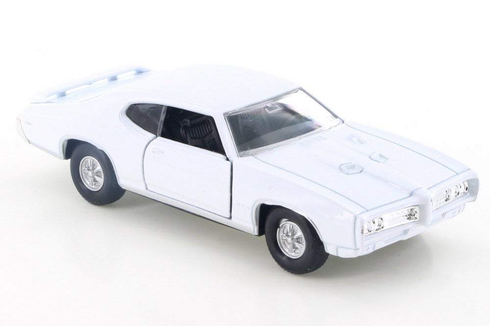 1969 Pontiac GTO White 4.5" Diecast Model Pull Back - Welly - 43714WH