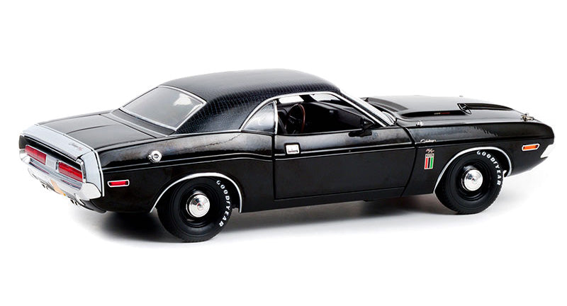 1970 Dodge Challenger R/T 426 HEMI - The Black Ghost Diecast 1:18 Scale Model - Greenlight 13614