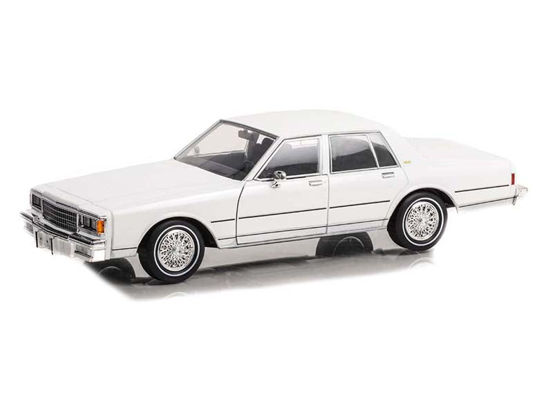 PRE-ORDER 1980 Chevrolet Caprice Classic - The A-Team (Artisan Collection) Diecast 1:18 Scale Model - Greenlight 19109