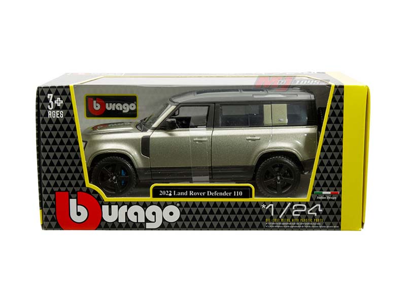 2022 Land Rover Defender 110 – Green Metallic Diecast 1:24 Scale Model - Bburago 21101GRN