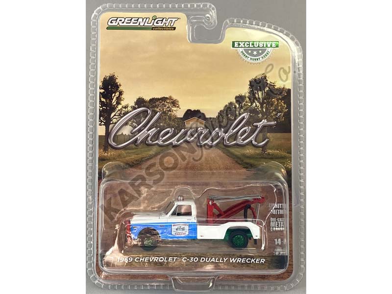 CHASE 1969 Chevrolet C-30 Dually Wrecker - Hazzard County Garage (Hobby Exclusive) Diecast 1:64 Model - Greenlight 30324