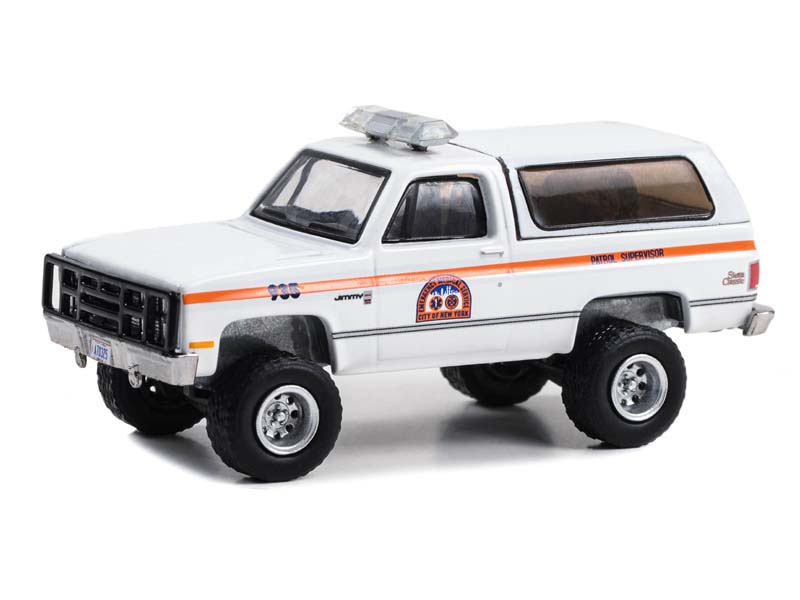 PRE-ORDER 1986 GMC Jimmy - NYC EMS Patrol Supervisor (Hobby Exclusive) Diecast 1:64 Scale Model - Greenlight 30445