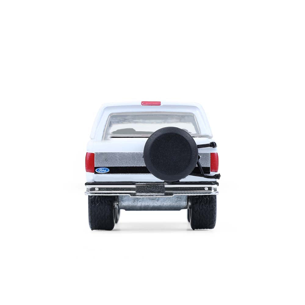 GREEN CHROME CHASE 1993 Ford Bronco XLT Oxford White Diecast 1:64 Scale Model - Greenlight 30452