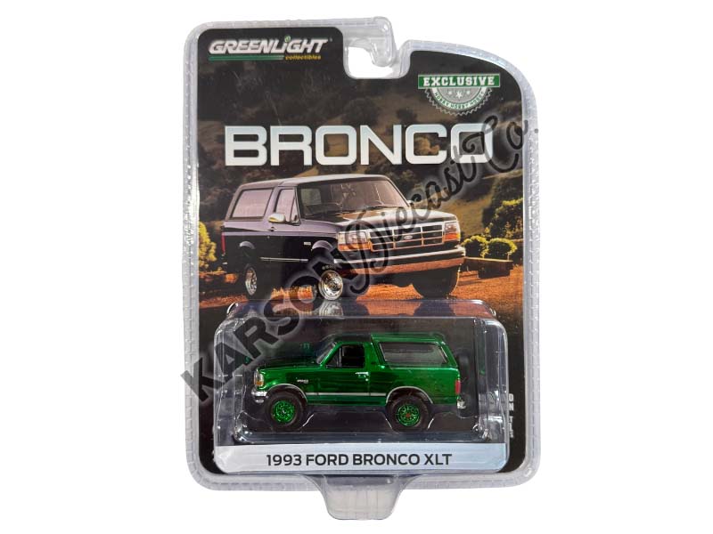 GREEN CHROME CHASE 1993 Ford Bronco XLT Oxford White Diecast 1:64 Scale Model - Greenlight 30452