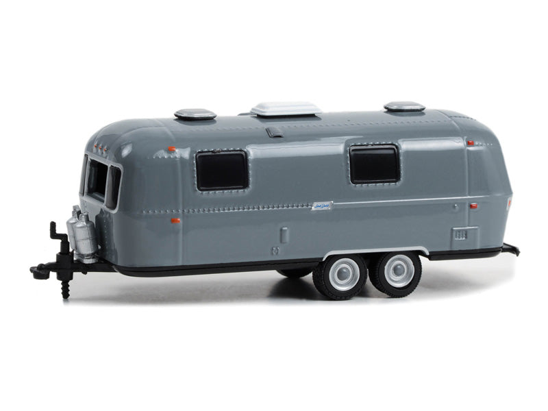 1971 Airstream Double-Axle Land Yacht Safari - Custom Painted Gray (Hitched Homes) Series 14 Diecast 1:64 Scale Model - Greenlight 34140D