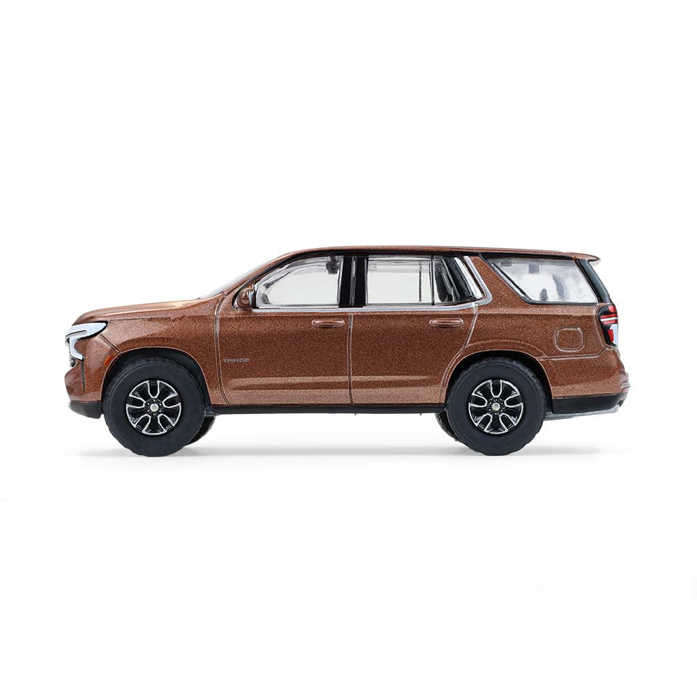 6 PACK 2022 Chevrolet Tahoe - Auburn Metallic (Blue Collar Collection Series 14) Diecast 1:64 Scale Model - Greenlight 35300E