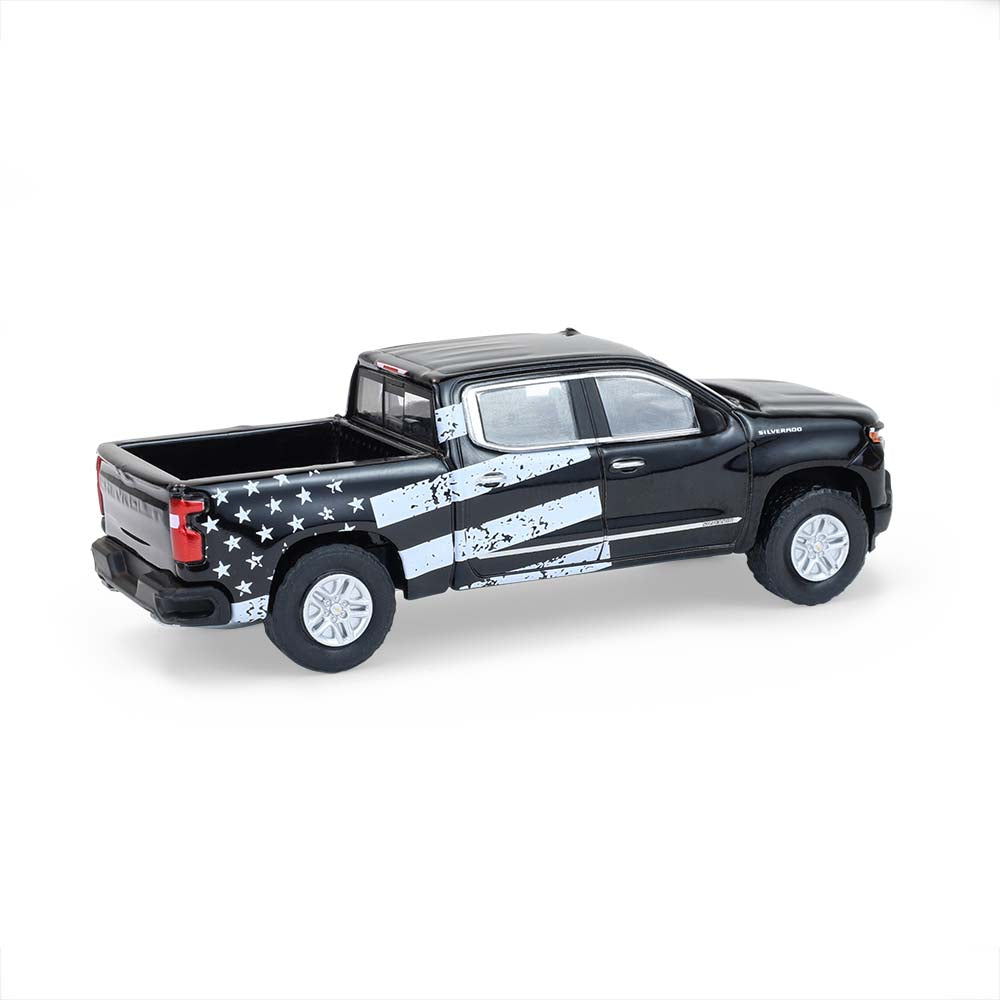 RAW CHASE 2023 Chevrolet Silverado – Stars & Stripes (Blue Collar Collection Series 14) Diecast 1:64 Scale Model - Greenlight 35300F