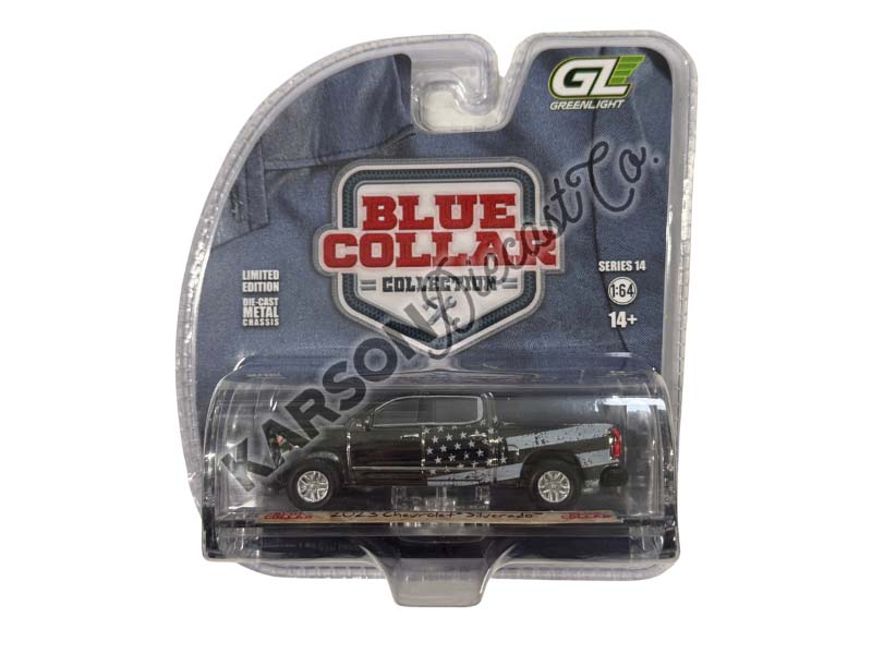 1976 Dodge Tradesman Van - Custom Mint Green (Classic Gold