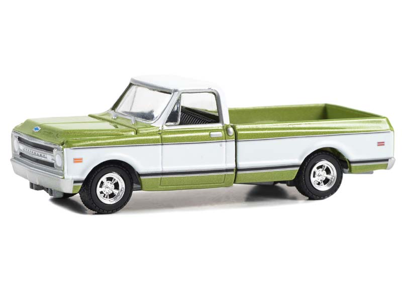 1972 Chevrolet C-10 Custom - Green/White (Barrett-Jackson ‘Scottsdale Edition’ Series 13) Diecast 1:64 Scale Model - Greenlight 37300C
