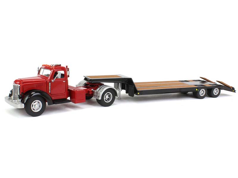 International KB-8 Semi Truck w/ Low Boy Trailer Diecast 1:50 Scale Model - Spec Cast 39510