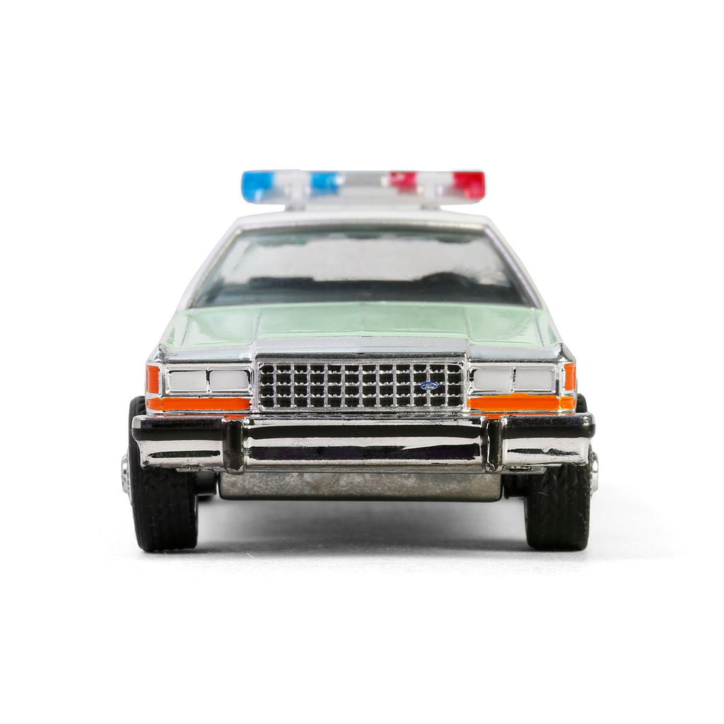 RAW CHASE 1983 Ford LTD Crown Victoria (Hot Pursuit Special Edition - U.S. Customs and Border Patrol) Diecast 1:64 Scale Model - Greenlight 43035B
