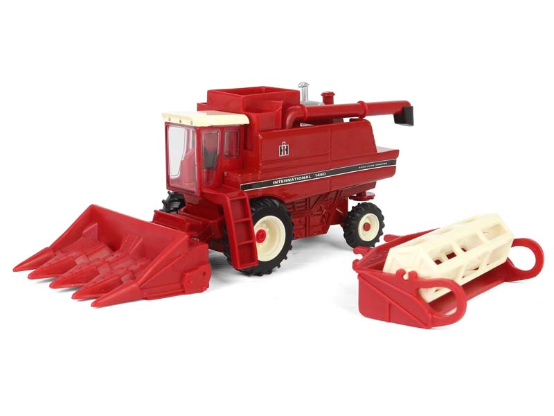International 1460 Combine w/ Rear Wheel Assist, Corn Head & Grain Head Diecast 1:64 Scale Model - ERTL 44469