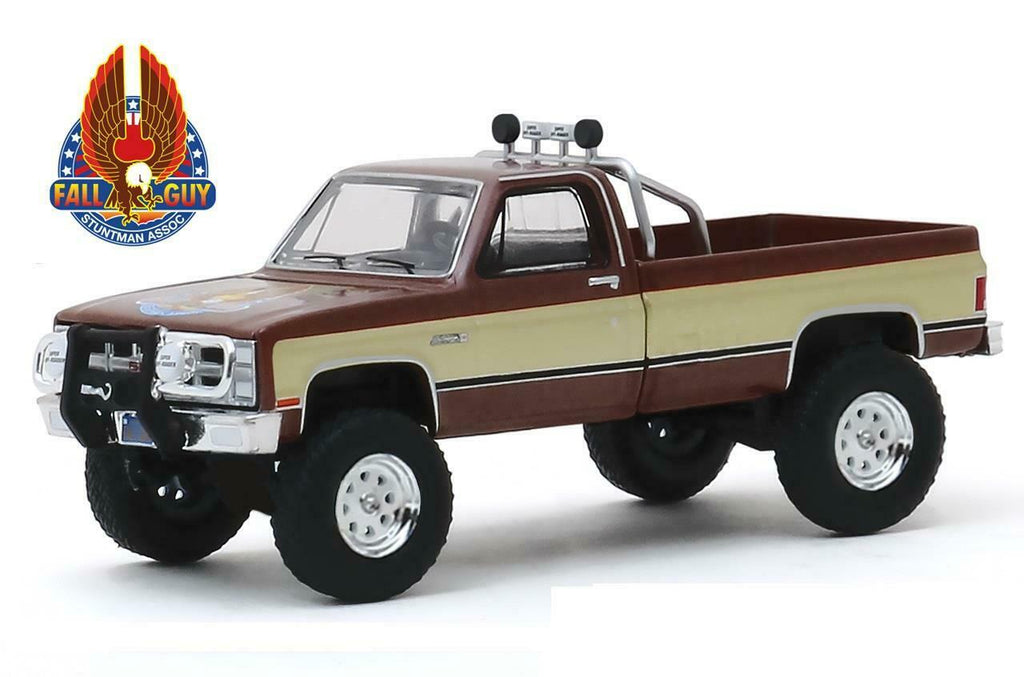 CHASE 1982 GMC K-2500 Pickup Truck - The Fall Guy Stuntman Association (Hollywood Series) Release 26 Diecast 1:64 Scale Model - Greenlight 44860F