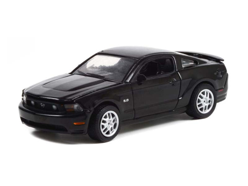 CHASE 2011 Ford Mustang GT 5.0 - Drive (Hollywood) Series 34 Diecast 1:64 Scale Model - Greenlight 44940F