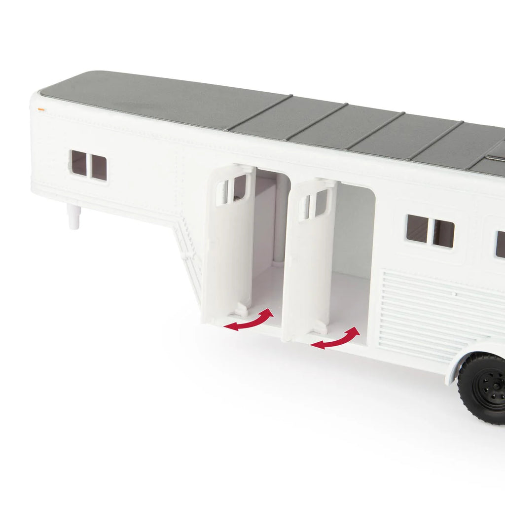 John Deere 4 Piece Hobby Farm Set w/ Horses 1:32 Scale Model - ERTL 47247