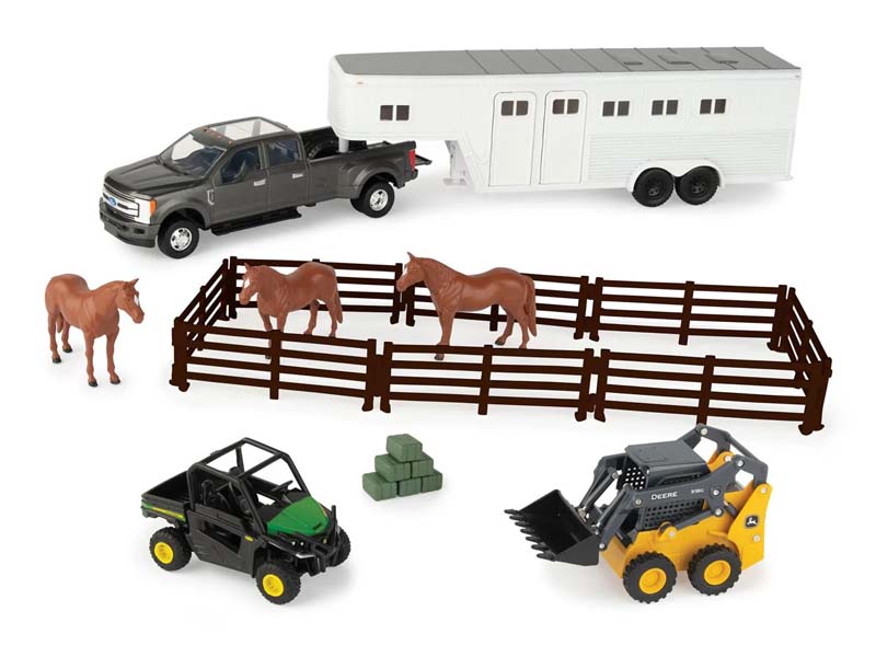 John Deere 4 Piece Hobby Farm Set w/ Horses 1:32 Scale Model - ERTL 47247