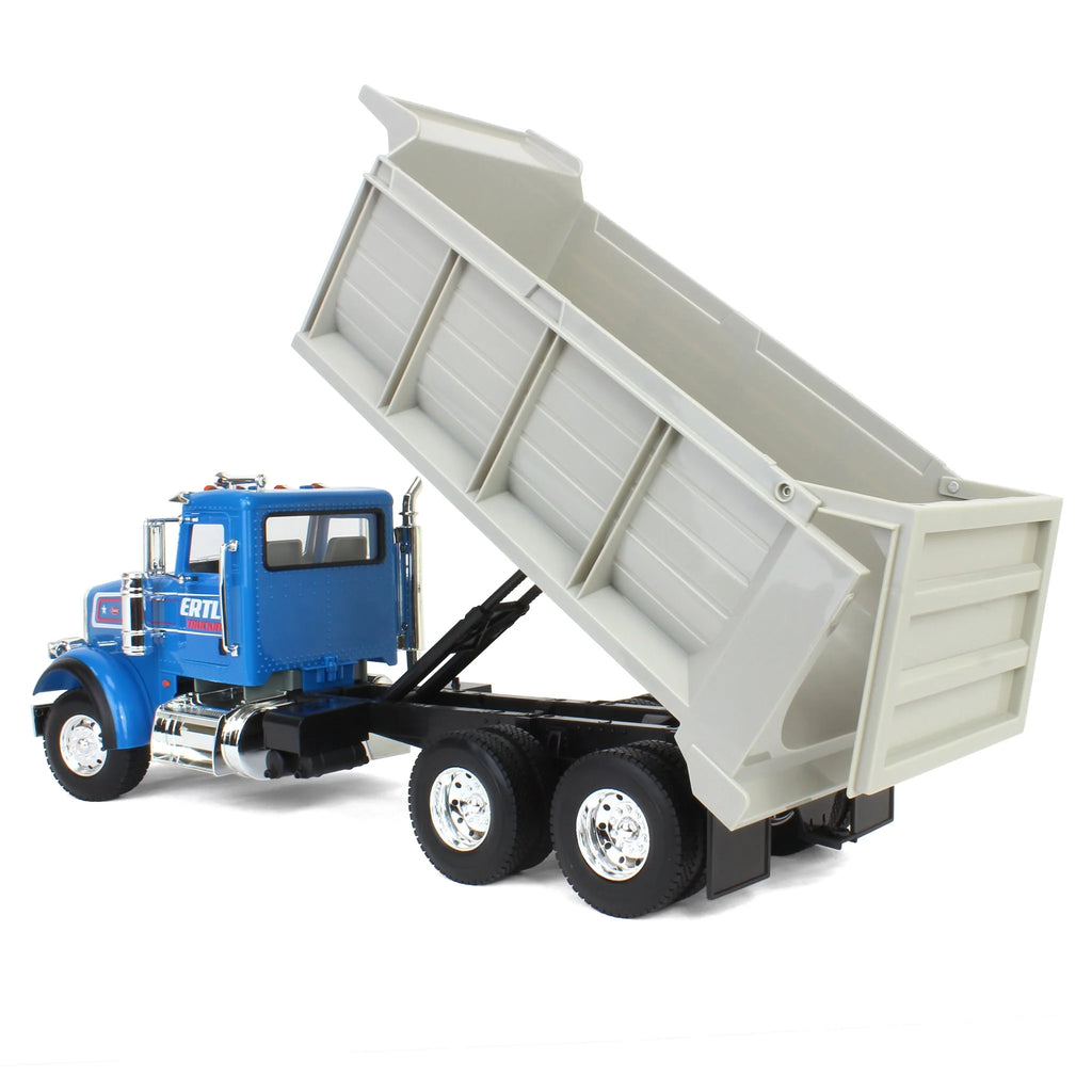 Peterbilt Model 367 Dump Truck (Big Farm) 1:16 Scale Model - ERTL 47602