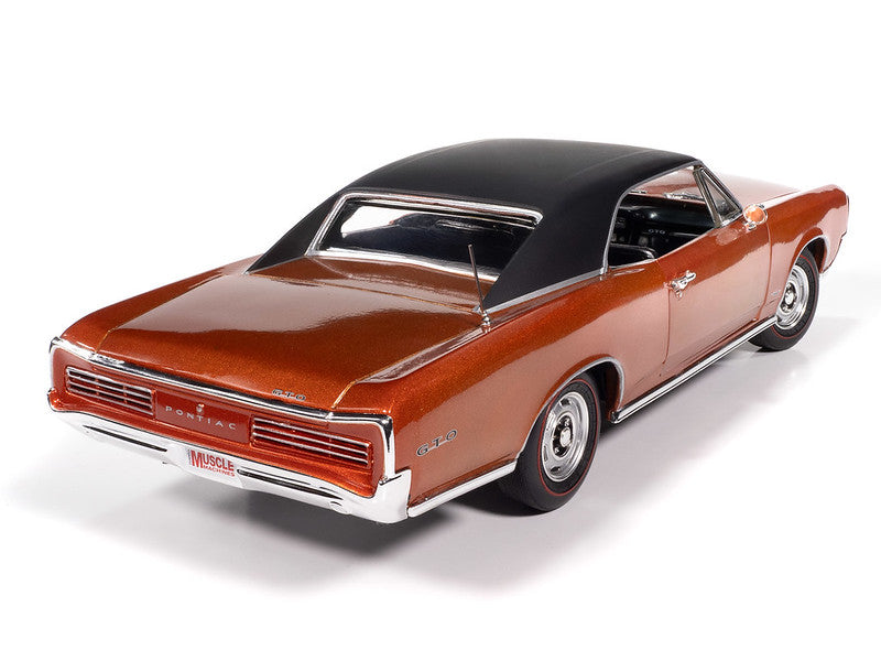 1966 Pontiac GTO Hardtop Hemmings Muscle Machines Diecast 1:18 Scale Models - Auto World AMM1346