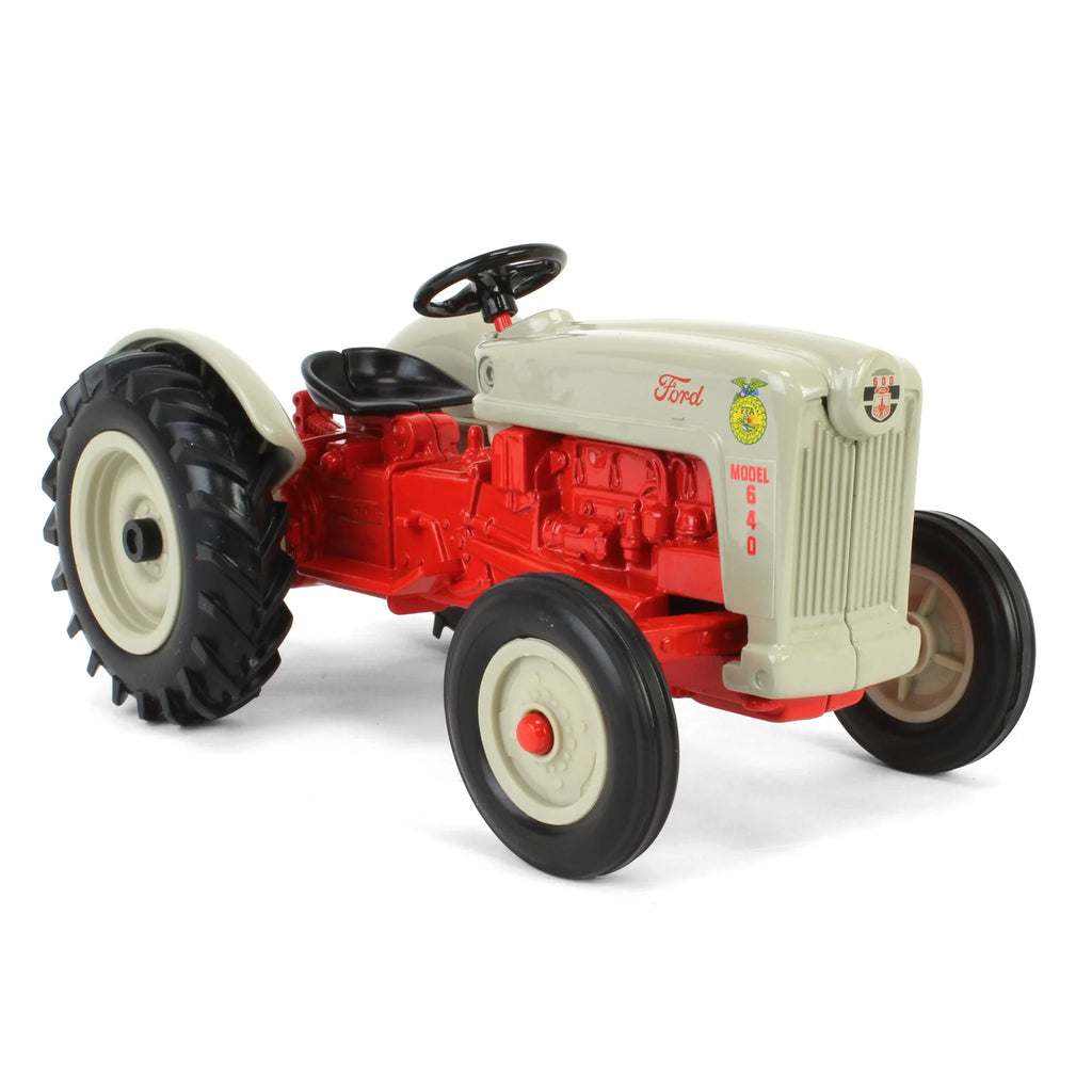 Ford 640 Tractor w/ FFA Logo Diecast 1:16 Scale Model - ERTL 61024