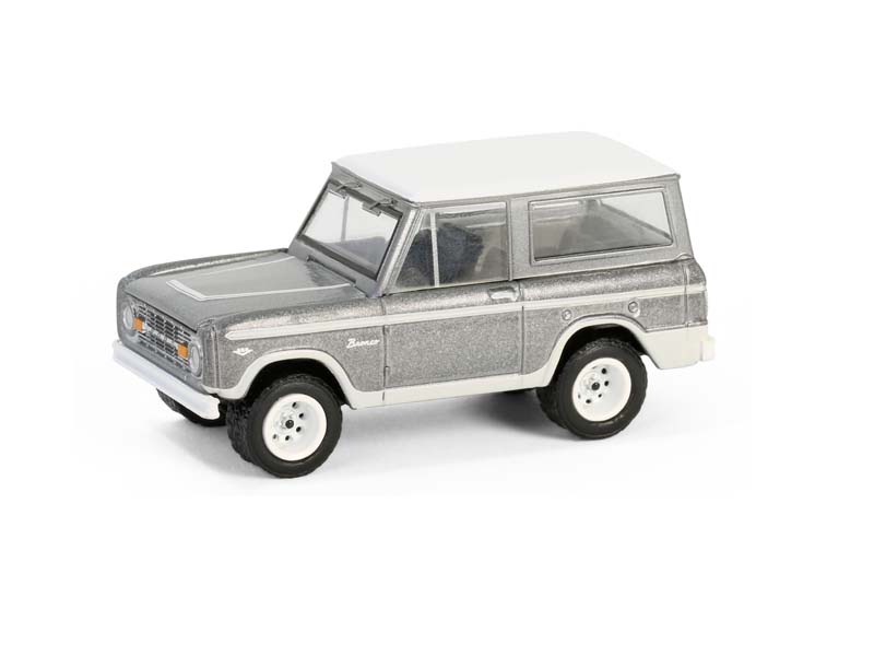PRE-ORDER 1967 Ford Bronco - Counting Cars (Hollywood Series 42) Diecast 1:64 Scale Model - Greenlight 62030E