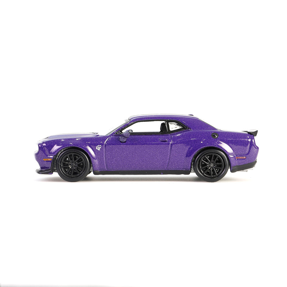2023 Dodge Challenger SRT Hellcat Jailbreak - Plum Crazy (Showroom Floor Series 7) Diecast 1:64 Scale Model - Greenlight 68070A