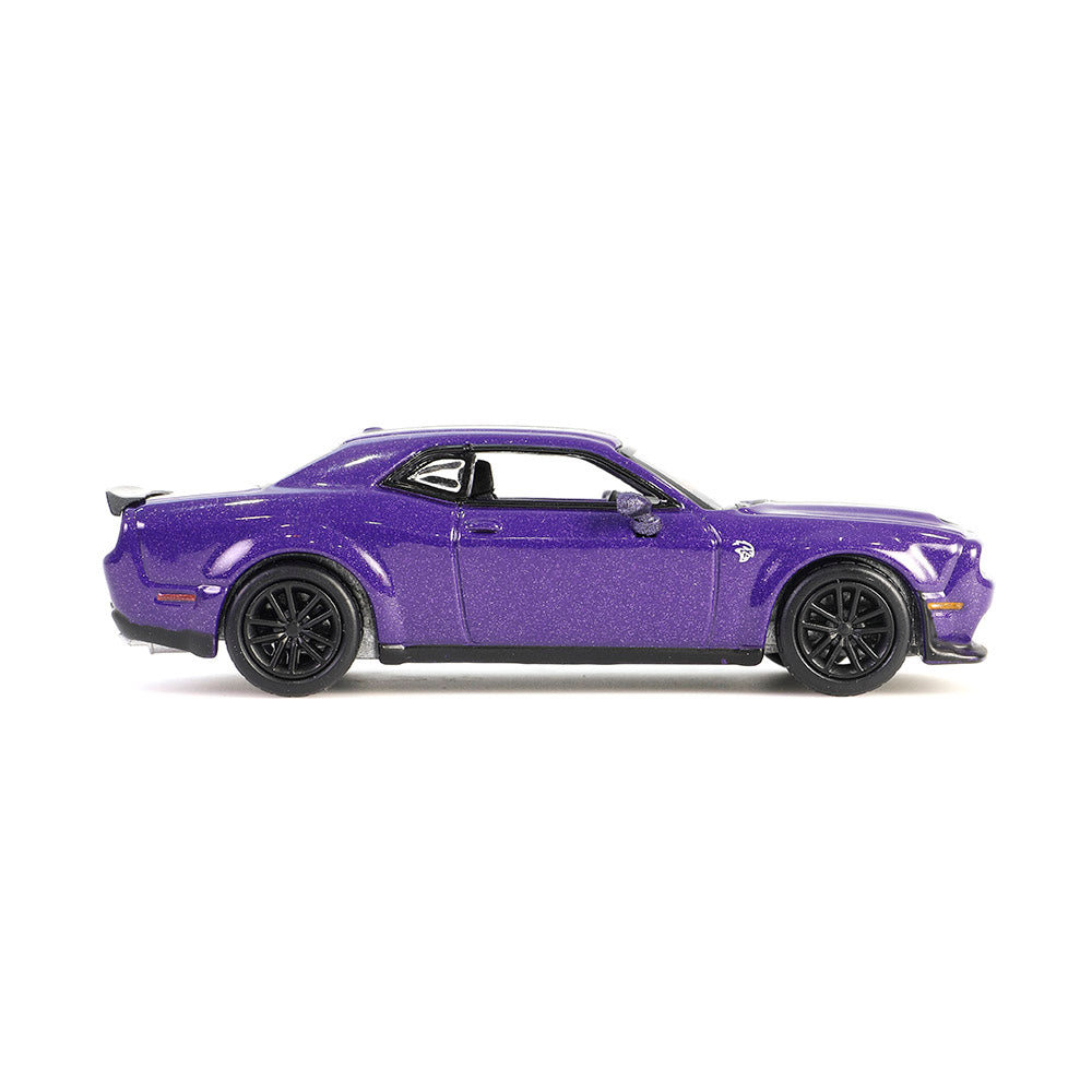 2023 Dodge Challenger SRT Hellcat Jailbreak - Plum Crazy (Showroom Floor Series 7) Diecast 1:64 Scale Model - Greenlight 68070A