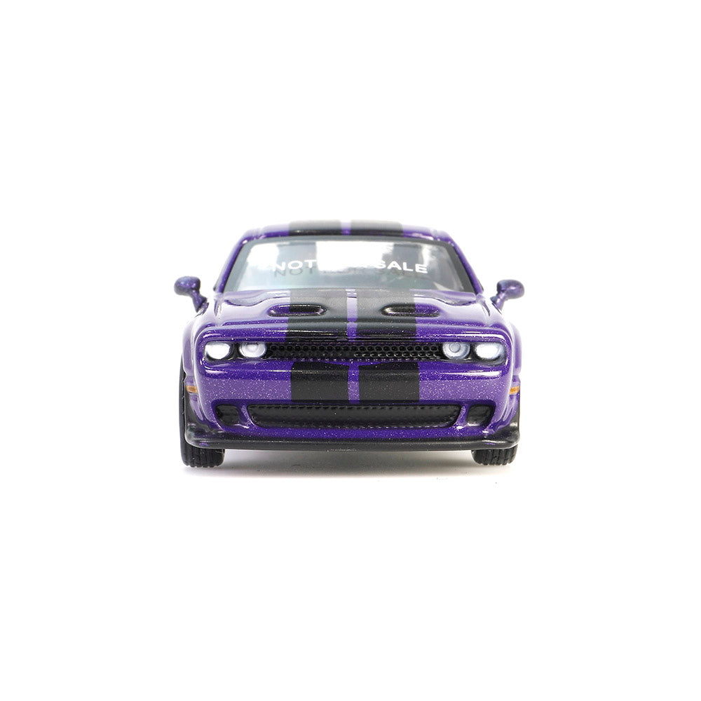2023 Dodge Challenger SRT Hellcat Jailbreak - Plum Crazy (Showroom Floor Series 7) Diecast 1:64 Scale Model - Greenlight 68070A