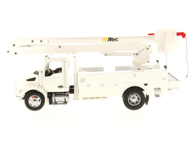 Kenworth T380 w/ Altec AA55 Aerial Service Truck White Truck & Body (Transport Series) Diecast 1:32 Scale Model - Diecast Masters 71100