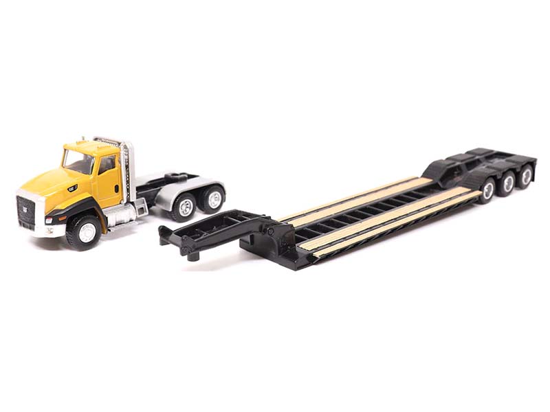 CAT Caterpillar CT660 Day Cab Tractor w/ Lowboy Trailer and Cat 163H Motor Grader 1:87 HO Scale Model - Diecast Masters 84414