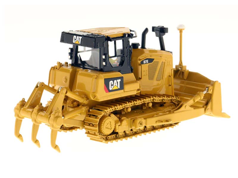 CAT Caterpillar D7E Track-Type Tractor (Core Classics Series) 1:50 Scale Model - Diecast Masters 85224C