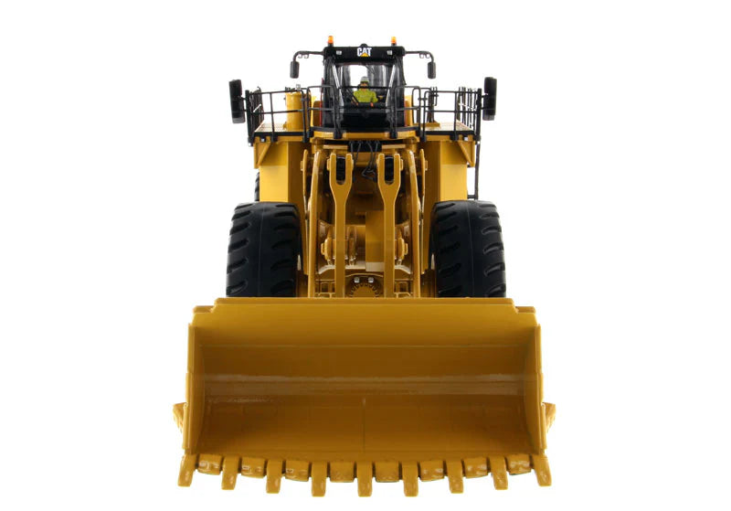 CAT Caterpillar 994K Wheel Loader - Rock Bucket Version Diecast 1:50 Scale Model - Diecast Masters 85505C