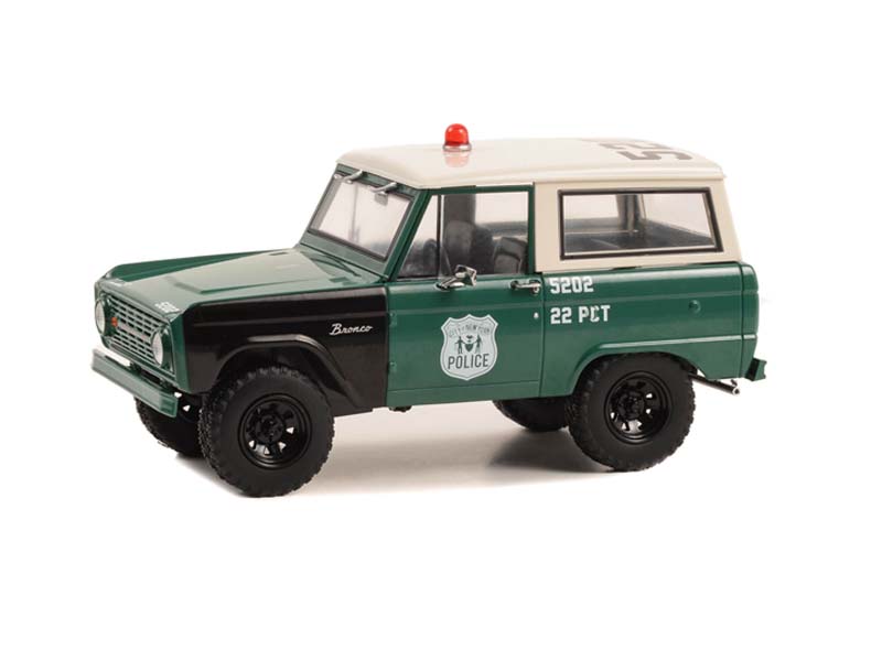 1967 Ford Bronco - New York City Police Department NYPD (Hot Pursuit) Diecast 1:24 Scale Model - Greenlight 85581