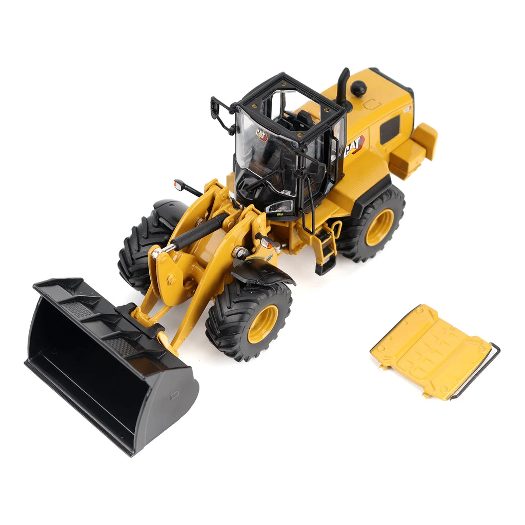 CAT Caterpillar 938 Wheel Loader Diecast 1:50 Scale Model - Diecast Masters 85782