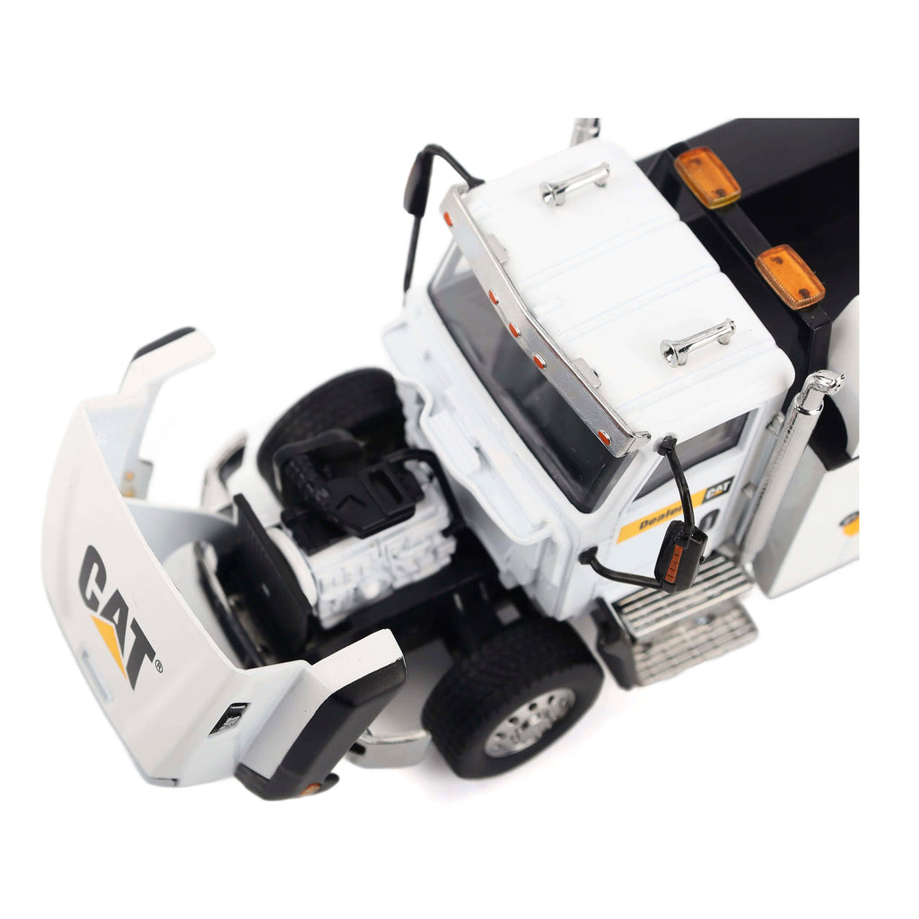 CAT Caterpillar CT660 Auto-Crane Titan 85 Body w/ Miller EnPak Diecast 1:50 Scale Model - Diecast Masters 85785