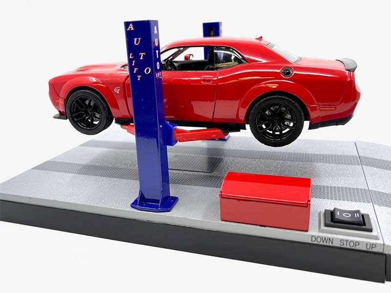 Battery Operated Two Post Auto Lift for 1:24 Scale Diecast Model Cars - 9908