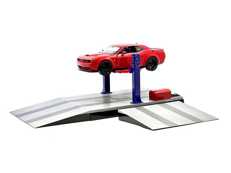 Battery Operated Two Post Auto Lift for 1:24 Scale Diecast Model Cars - 9908