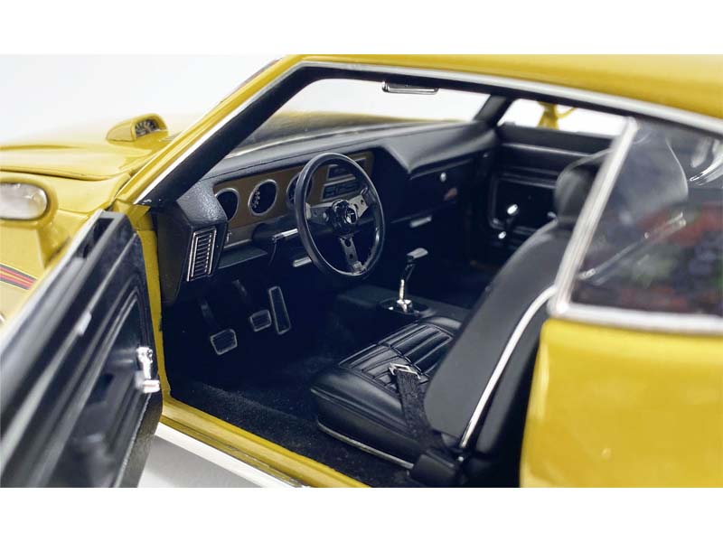 1971 Pontiac GTO Judge - Gold Diecast 1:18 Scale Model - ACME A1801225