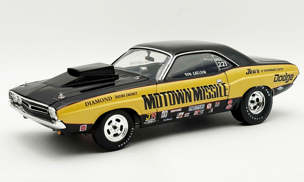 PRE-ORDER 1971 Dodge Challenger - Motown Missile Diecast 1:18 Scale Model - ACME A1806032