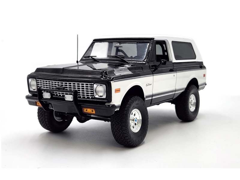 1971 Chevrolet Blazer K/5 Black / White Diecast 1:18 Scale Model - ACME A1807716