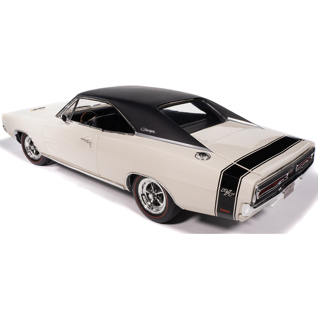1969 Dodge Charger R/T - W1 White Diecast 1:18 Scale Model - Auto World AMM1352