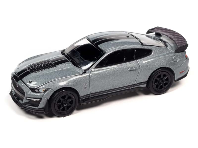 2021 Shelby GT500 Carbon Fiber Track Pack Iconic Silver Metallic w/ Black Stripes (Modern Muscle) Diecast 1:64 Scale Model - Auto World AW64382B