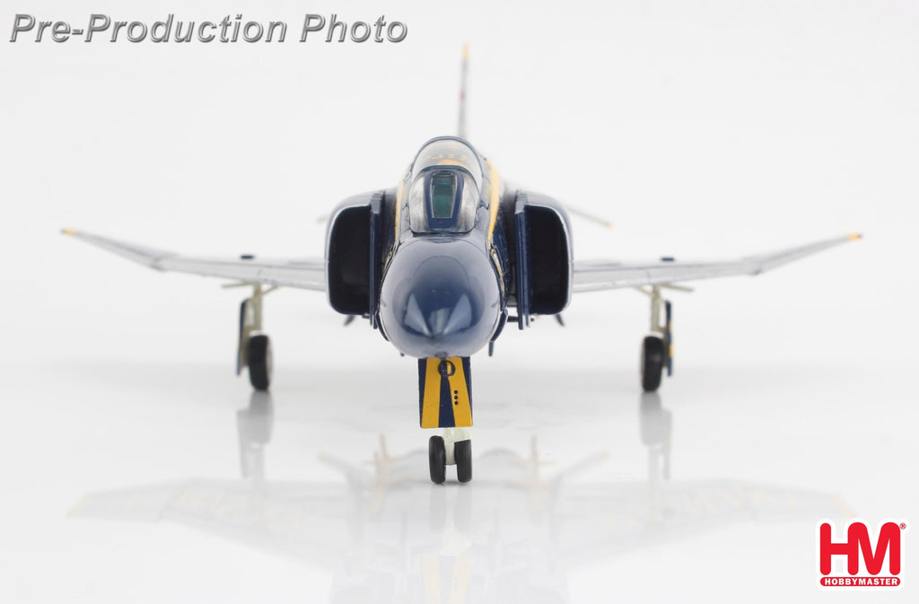 McDonnell-Douglas F-4J Blue Angels Cdr. Harley Hall & AMHI Guy Giuffrai - US Navy 1970 to 1971 Diecast 1:72 Scale Model - Hobby Master HA19059