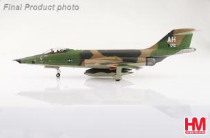McDonnell RF-101C Voodoo "Gerry's Clown" AF56-176, 45th TRS Polka Dots 1969 Diecast 1:87 Scale Model - Hobby Master HA9351